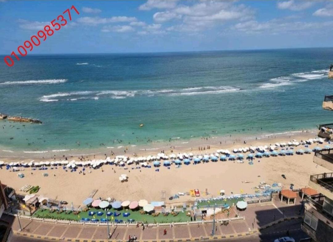 Panoramic Sea View Zamzm Flat Miami Family شقة فندقية زمزم بانورما بشاطئ ميامي - الاسكندرية صف اول مباشر علي بحر - عائلات فقط Alexandria Bagian luar foto