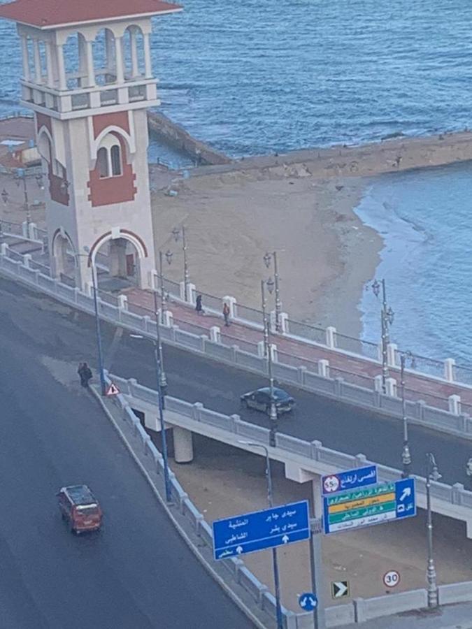 Panoramic Sea View Zamzm Flat Miami Family شقة فندقية زمزم بانورما بشاطئ ميامي - الاسكندرية صف اول مباشر علي بحر - عائلات فقط Alexandria Bagian luar foto